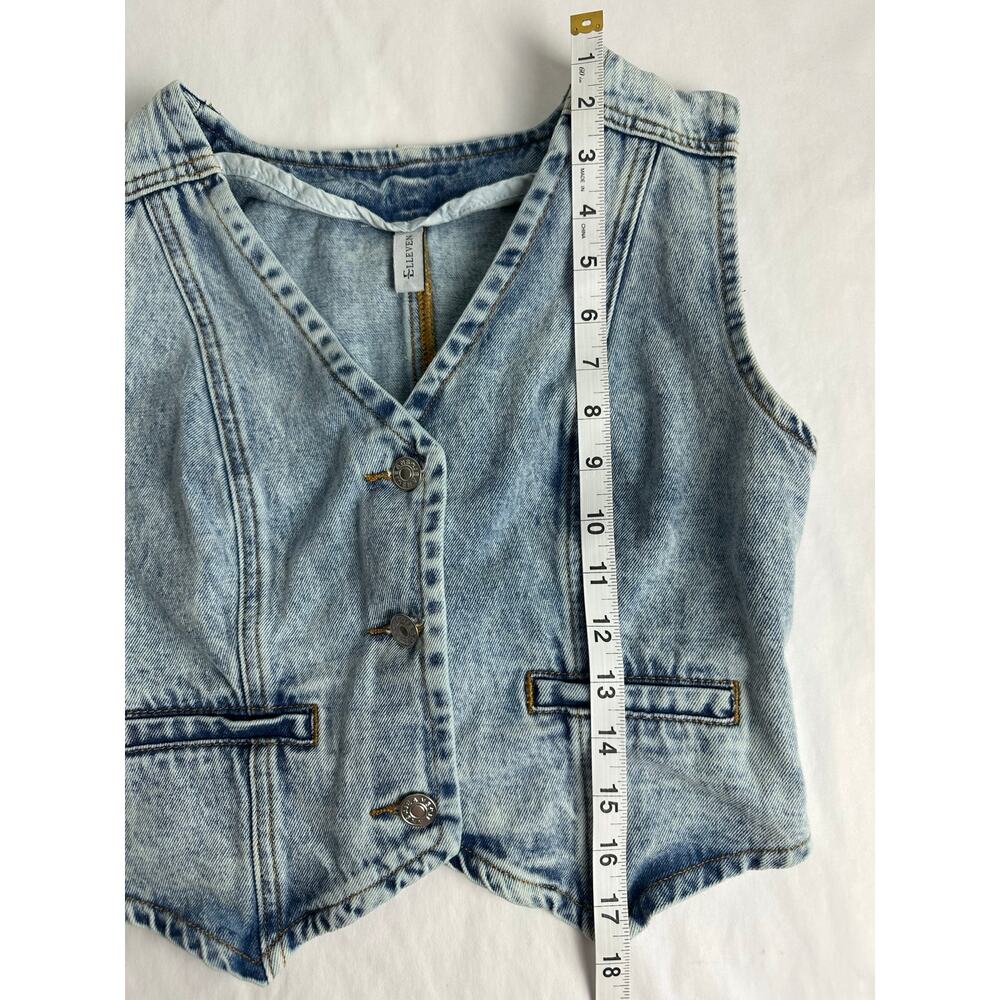 Sleeveless Light Wash Denim Vest - Crop Button Front - Picture 7 of 7